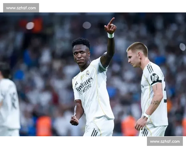 巅峰对决聚焦欧冠赛场精彩瞬间解析全景战报 - 副本 - 副本 巅峰对决聚焦欧冠赛场精彩瞬间解析全景战报 - 副本 - 副本